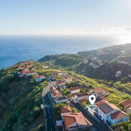Nyaraló Roraima House - Private Pool & Garden