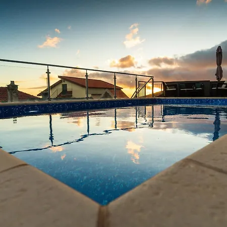 Nyaraló Roraima House - Private Pool & Garden *