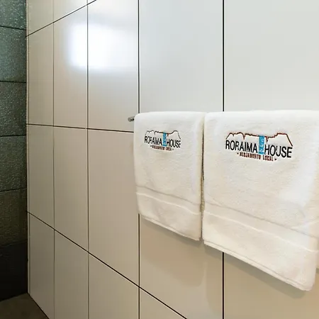 Nyaraló Roraima House - Private Pool & Garden *