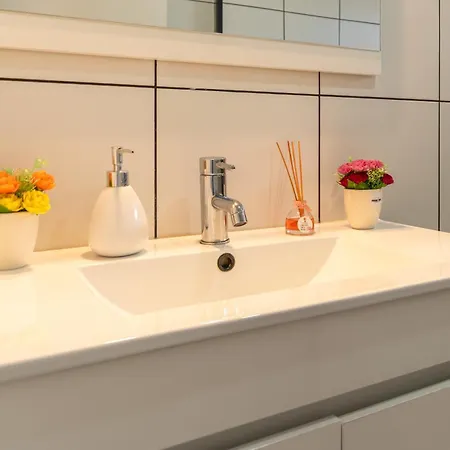 Nyaraló Roraima House - Private Pool & Garden Calheta