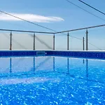 Roraima House - Private Pool & Garden Feriehus Calheta (Madeira)