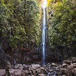 Feriehus Roraima House - Private Pool & Garden Calheta (Madeira)