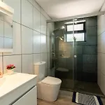 Feriehus Roraima House - Private Pool & Garden