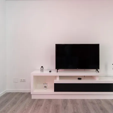 Roraima House - Private Pool & Garden بيت للعطل *