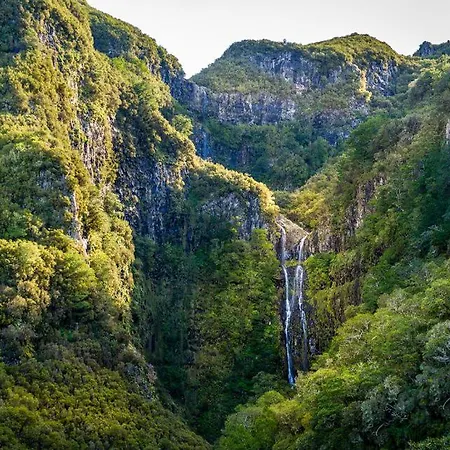 Roraima House - Private Pool & Garden بيت للعطل كالهيتا