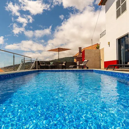Roraima House - Private Pool & Garden