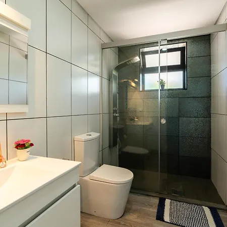 בית נופש Roraima House - Private Pool & Garden