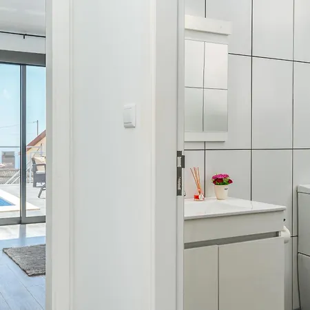 Roraima House - Private Pool & Garden *