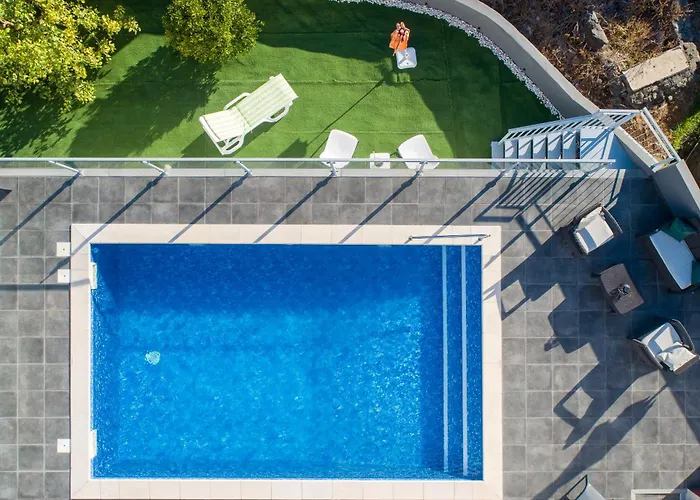 Roraima House - Private Pool & Garden *