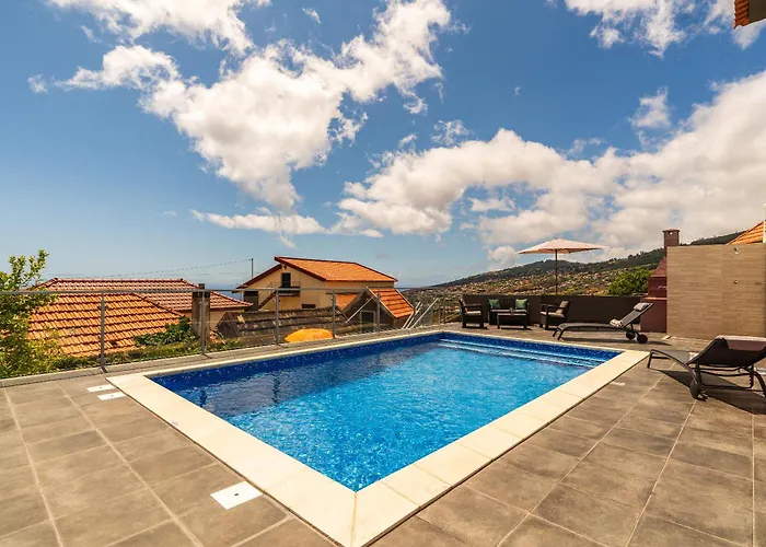 Prázdninový dům Roraima House - Private Pool & Garden Calheta (Madeira)