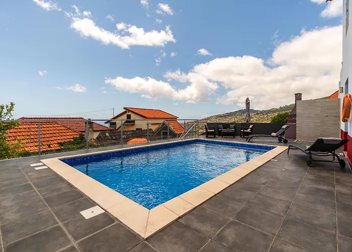 Prázdninový dům Roraima House - Private Pool & Garden